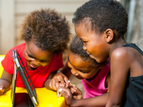 Moodle empodera a los educadores en Ruanda, África Oriental Imagen