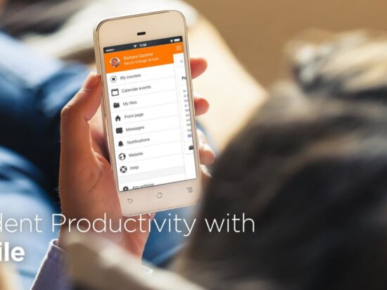 Augmentez la productivité des étudiants avec Moodle Mobile Image