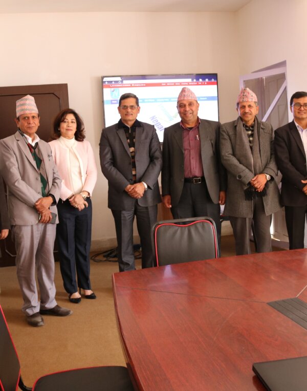 Nepal Open University usa Moodle como su LMS oficial para ejecutar todos sus programas académicos Imagen