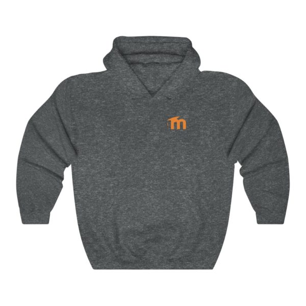 Um suéter com capuz cinza marle escuro com o logotipo do Moodle 'm' impresso em laranja