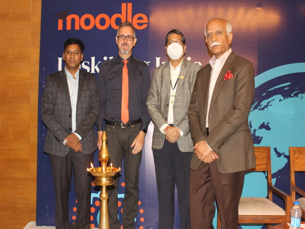 Start von Moodle India